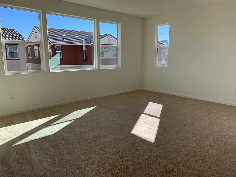 4348 Matthew Way — Photo 8