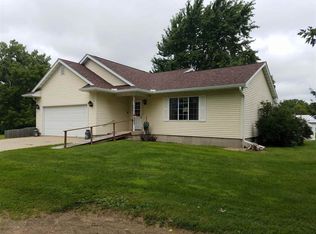 500 W Mission St, Strawberry Point, IA 52076
