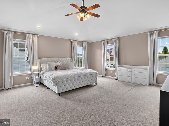 5th image of 101 S Keystone Way #78