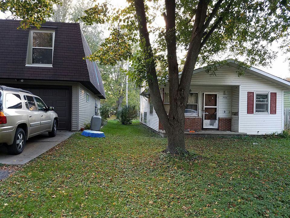 2nd image of 2026 Dunn Pl