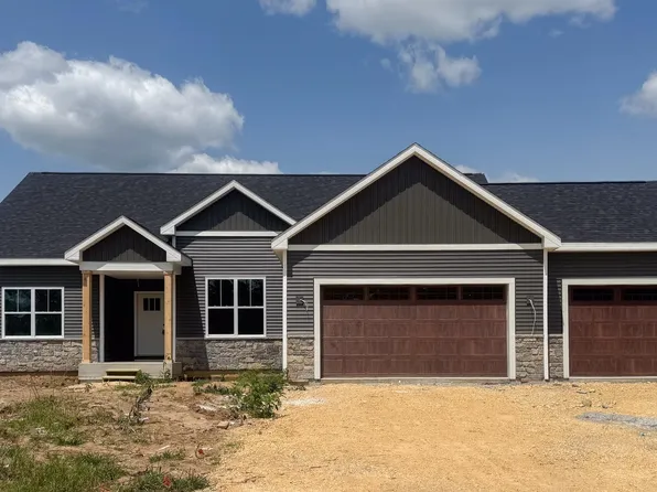 7623 Brookeborough Ln, Winnebago, IL 61102
