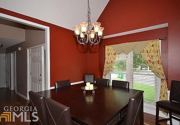 2nd image of 318 New Echota Way