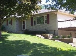 1774 Wolverine Rd, Dixon, IL 61021