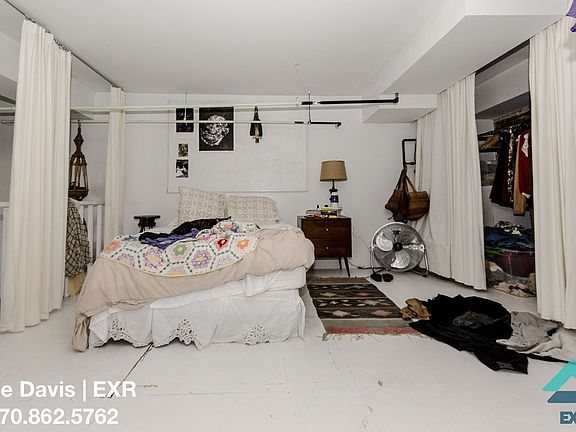 5th image of 27 Arion Pl APT 213