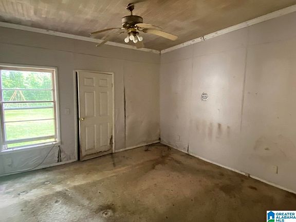 3rd image of 602 5th St SW