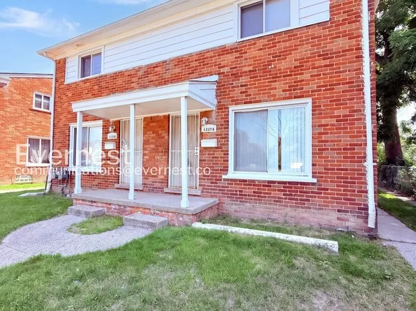 15378 Meyers Rd, Detroit, MI 48227