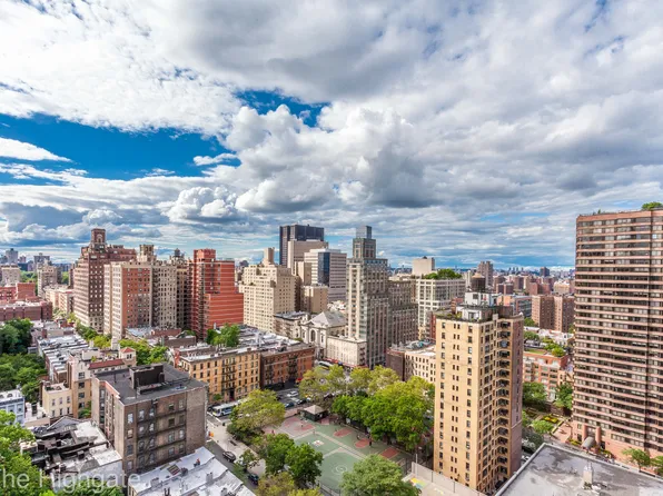 182 East 95th Street image 2 of 14