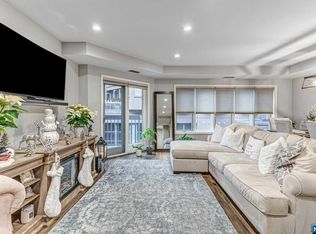 206 Jefferson Ct, Edgewater, NJ 07020