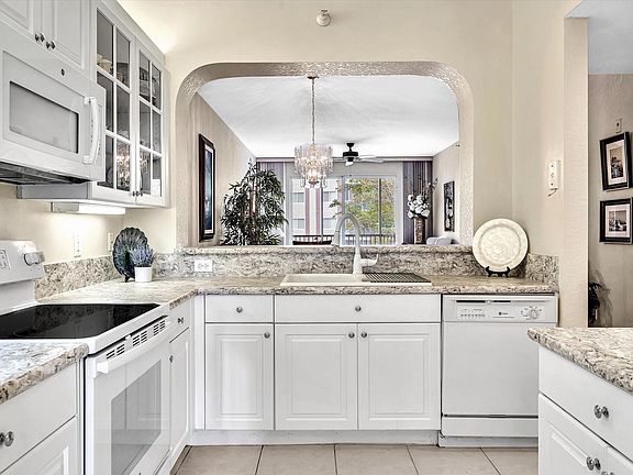 3rd image of 7623 Southampton Terrace #311