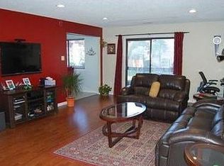 308 Edison Glen Ter, Edison, NJ