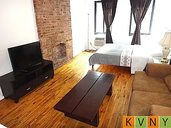 Rented by KVNY Soho