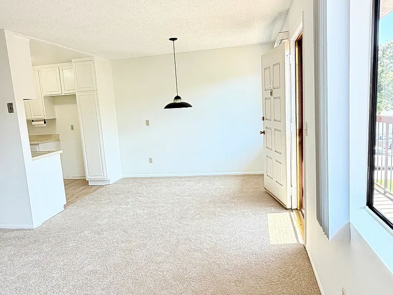 333 W Lexington Dr #2 — Photo 6