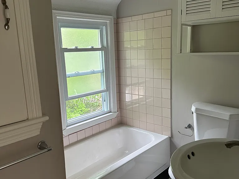 1547 Commodore Rd — Photo 18