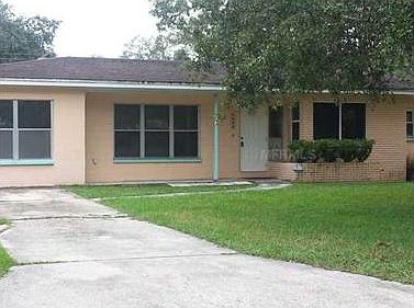 1st image of 8006 Pine Hill Dr