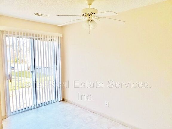 5th image of 202C NE Sunshine St #Oak