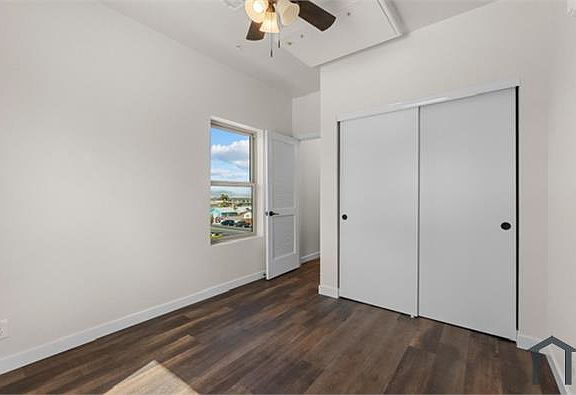 4th image of 524 N 7th St