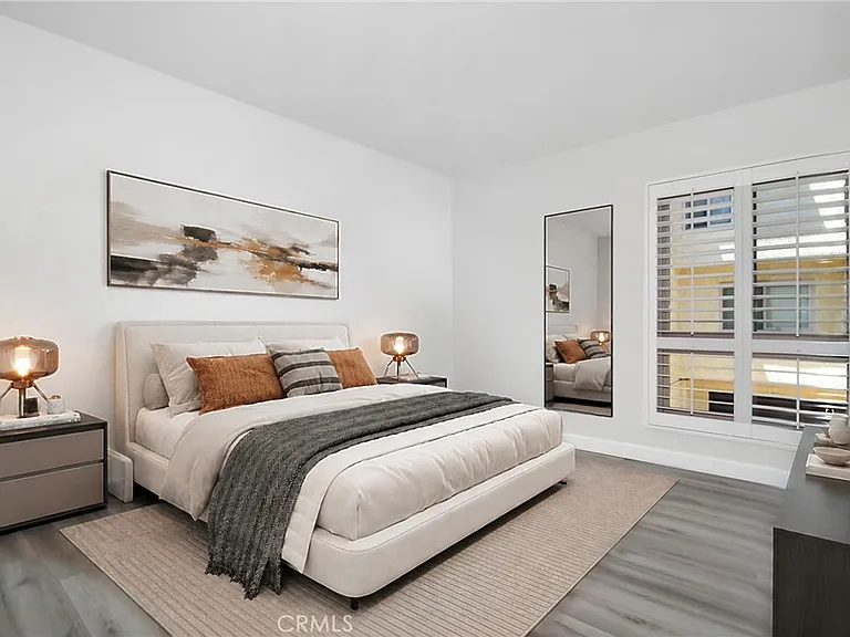 5255 Coldwater Canyon Ave #E — Photo 18