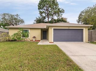 5845 Pine St, New Port Richey, FL 34652