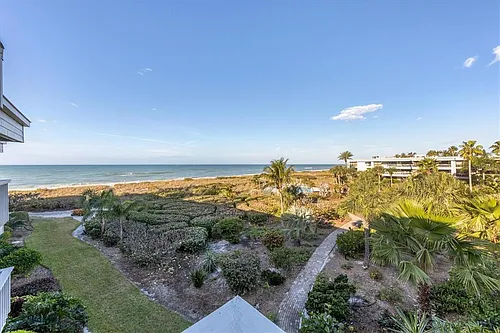 5757 Gulf Of Mexico Dr #305 Photo 1