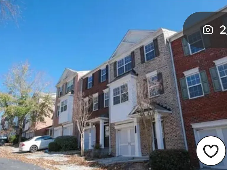 2210 Landing Walk Dr #2210 — Photo 2
