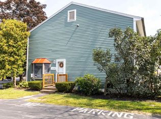 1404 Piscassic St #D, Newmarket, NH 03857