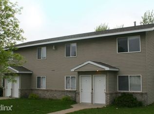 5157 Johnson Ave SW APT 2, Cedar Rapids, IA 52404