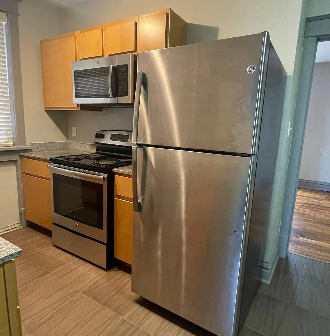 1 bed, 690 sqft, $1,195 — Photo 2