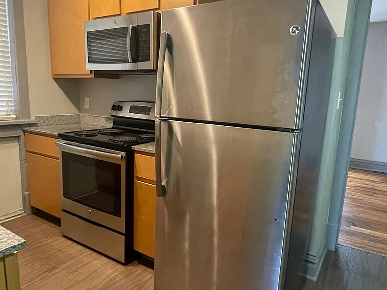 4340 McRee Ave #1W — Photo 2