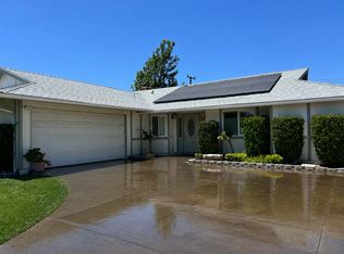 197 Sandberg St, Thousand Oaks, CA 91360