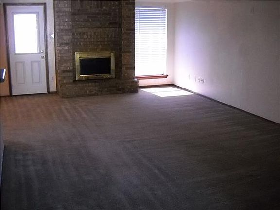 4th image of 7433 Timberhill Dr