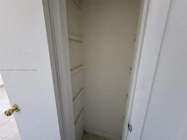 16311 SW 102nd Pl — Photo 11