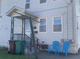 138 High St, Woonsocket, RI 02895