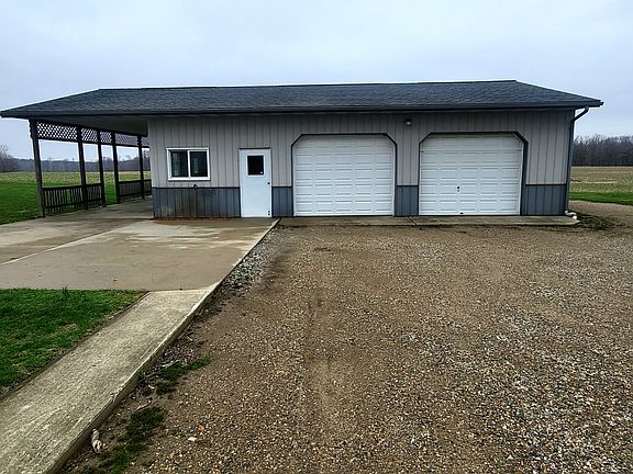 5th image of 2554 S Barker Rd
