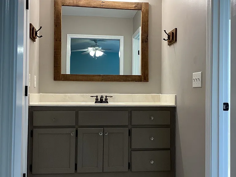 365 Creekside Dr — Photo 22