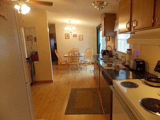 2nd image of 1598 Judy Dr