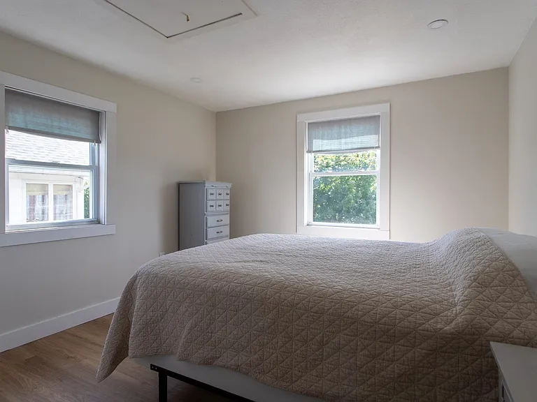 60 Plymouth St — Photo 16
