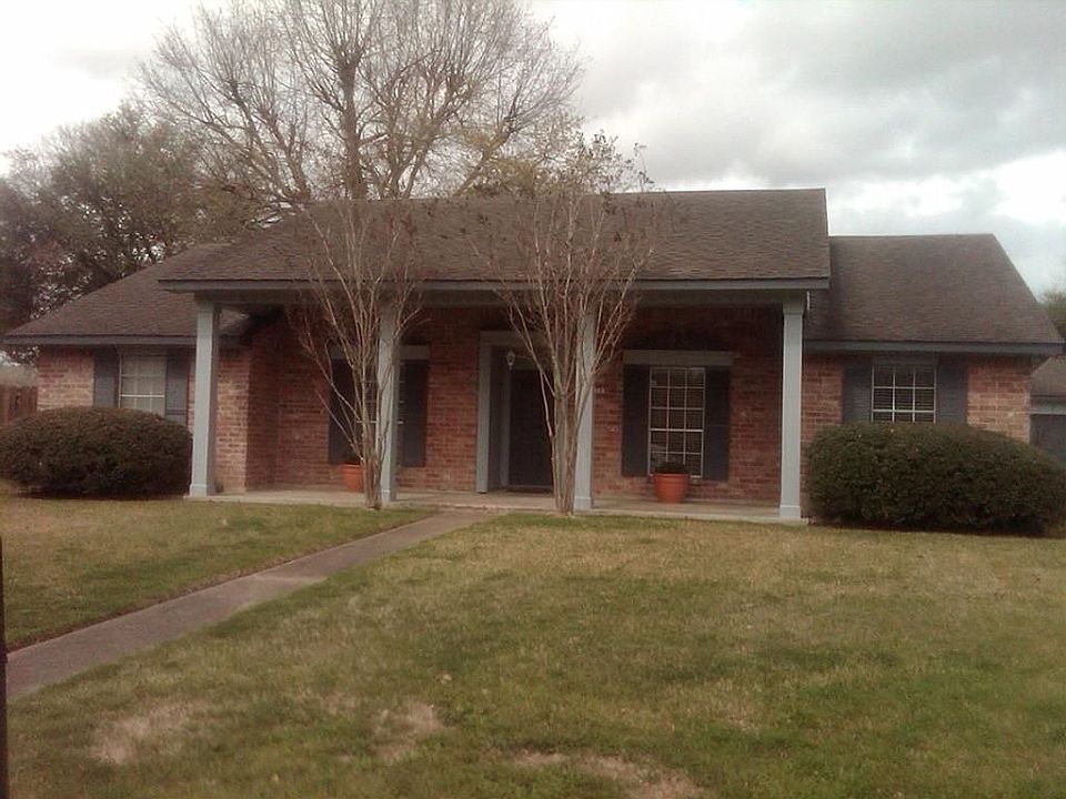 1st image of 1118 Oxborough Dr