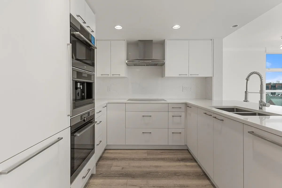 2 bed, 1140 sqft, $4,500 — Photo 2