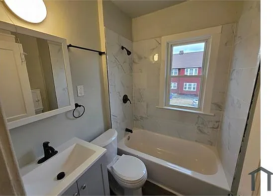 12713 Signet Ave #UP — Photo 8