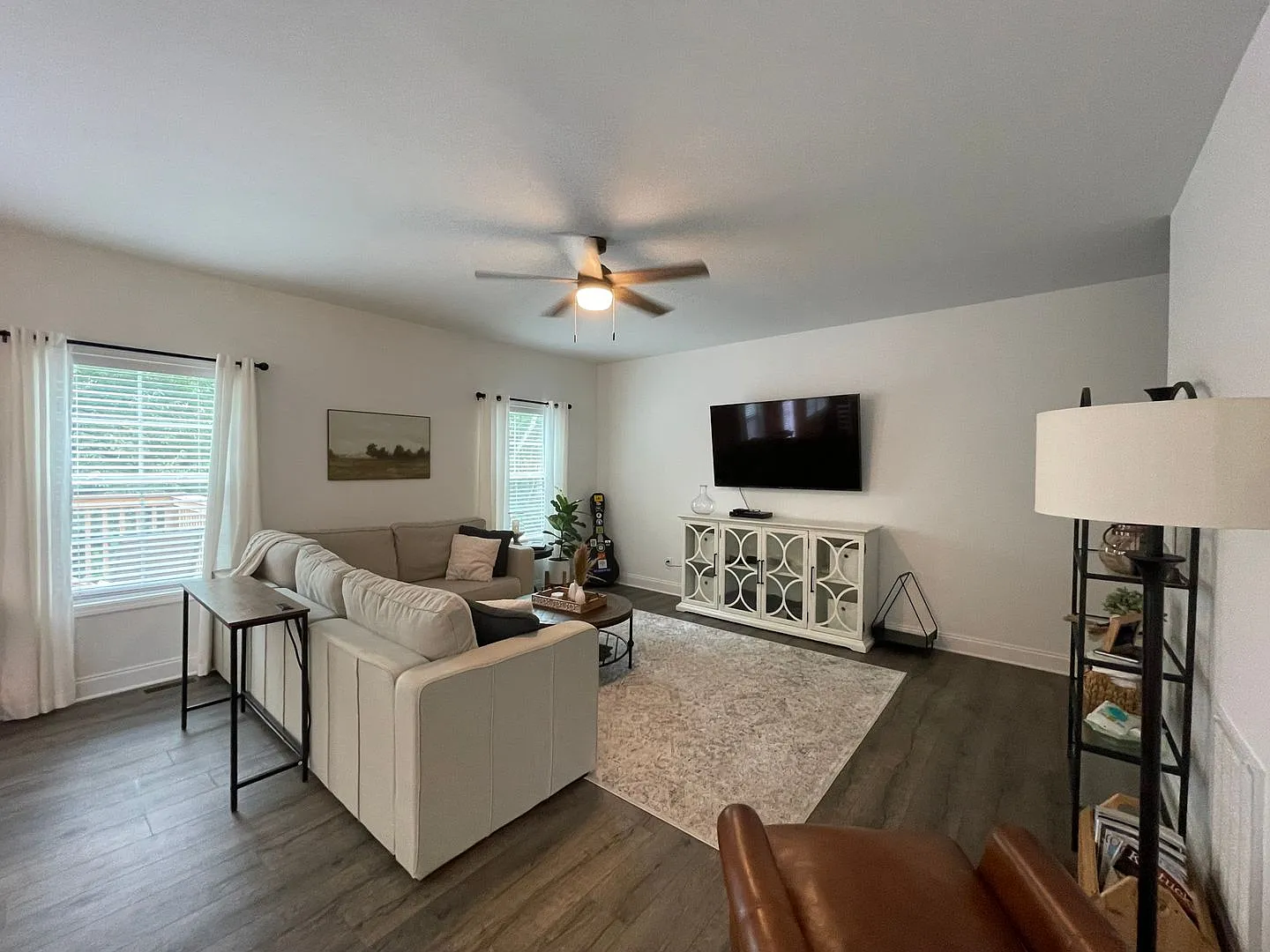 Coming Soon! Beautiful 4 Br House In Nicholasville! All Electric, Garage, Dining Room — Photo 3
