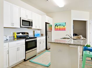 10938 Sandy Ln APT 203, Berlin, MD 21811