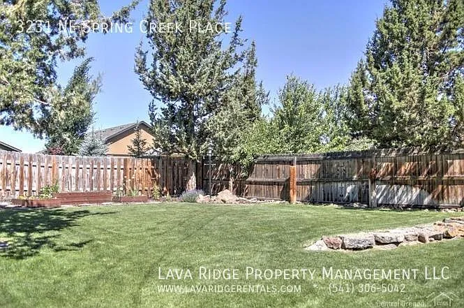 3231 NE Spring Creek Pl — Photo 13