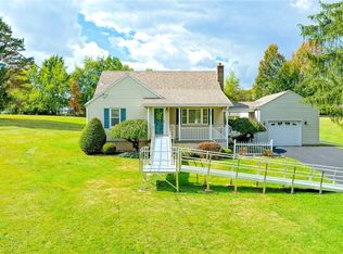 289 Scotland Ln, New Castle, PA 16101