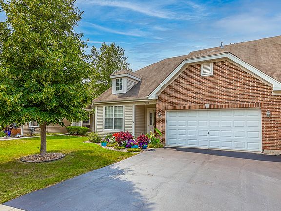 2nd image of 8118 Tremont Ln #8118