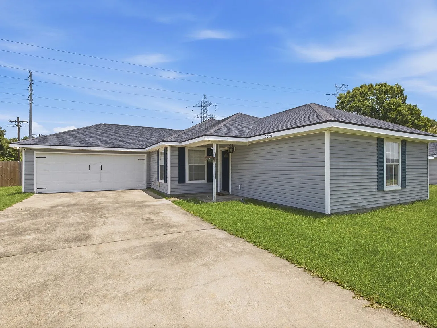3 bed, 1463 sqft, $2,000 — Photo 3