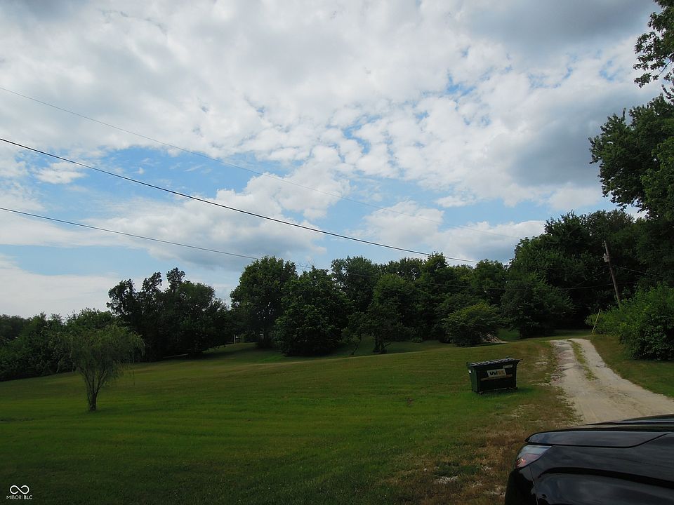 2nd image of 1720 State Road 252