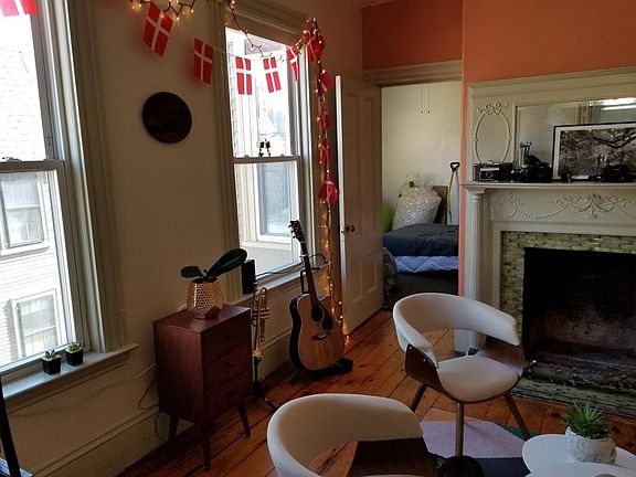 4th image of 83 Essex St #2