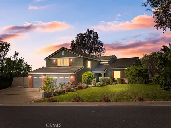 19 Los Coyotes Dr, Pomona, CA 91766