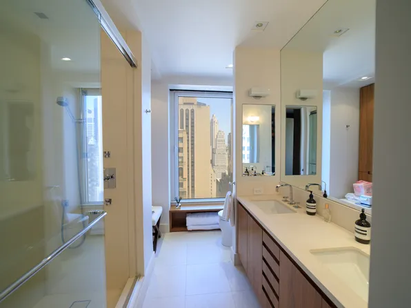 106 Central Park South image 9 of 10