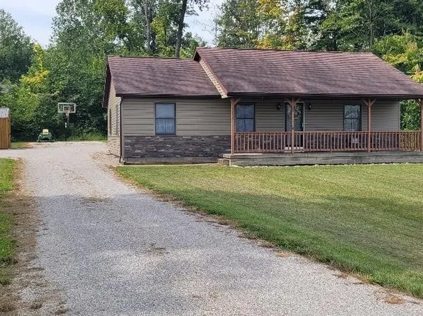 2075 Tarragon Dr, West Salem, OH 44287